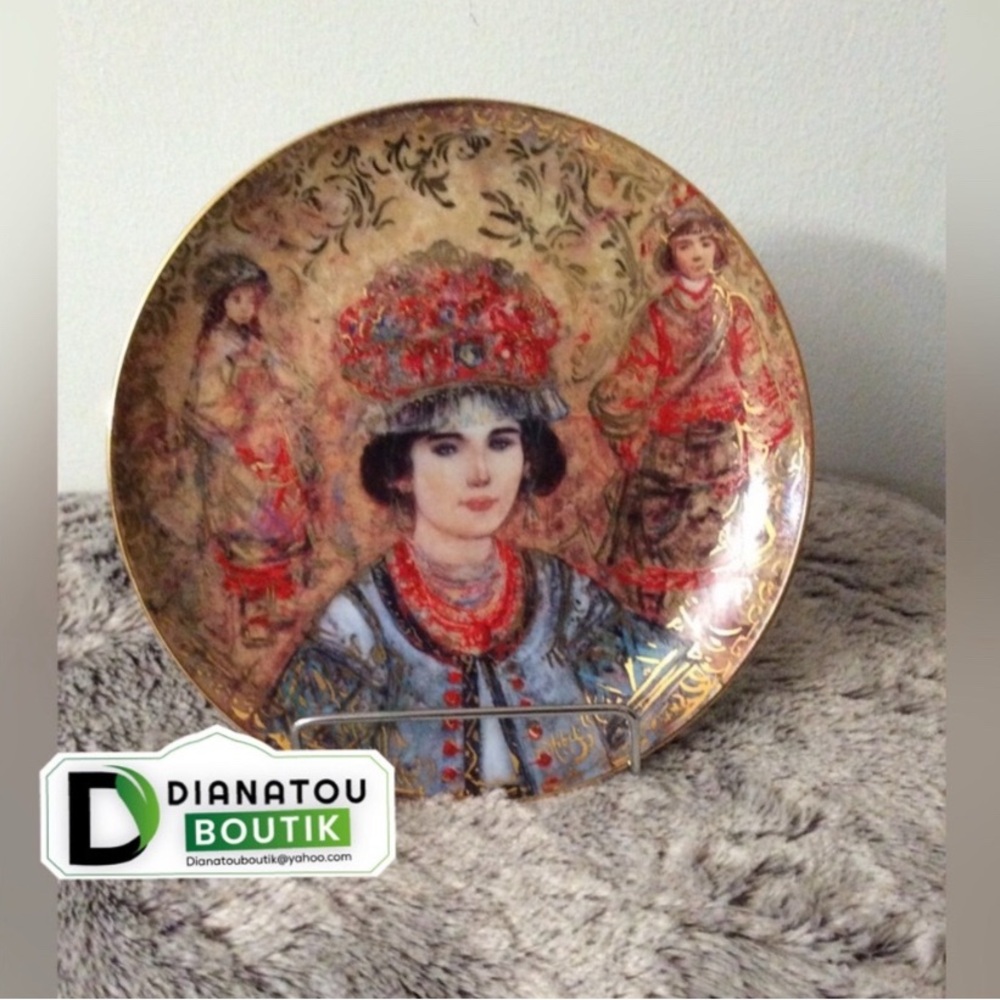 Edna Hibel 1992 Collector Plate “Darya” Serie Eroica /Hand Numbered 1378